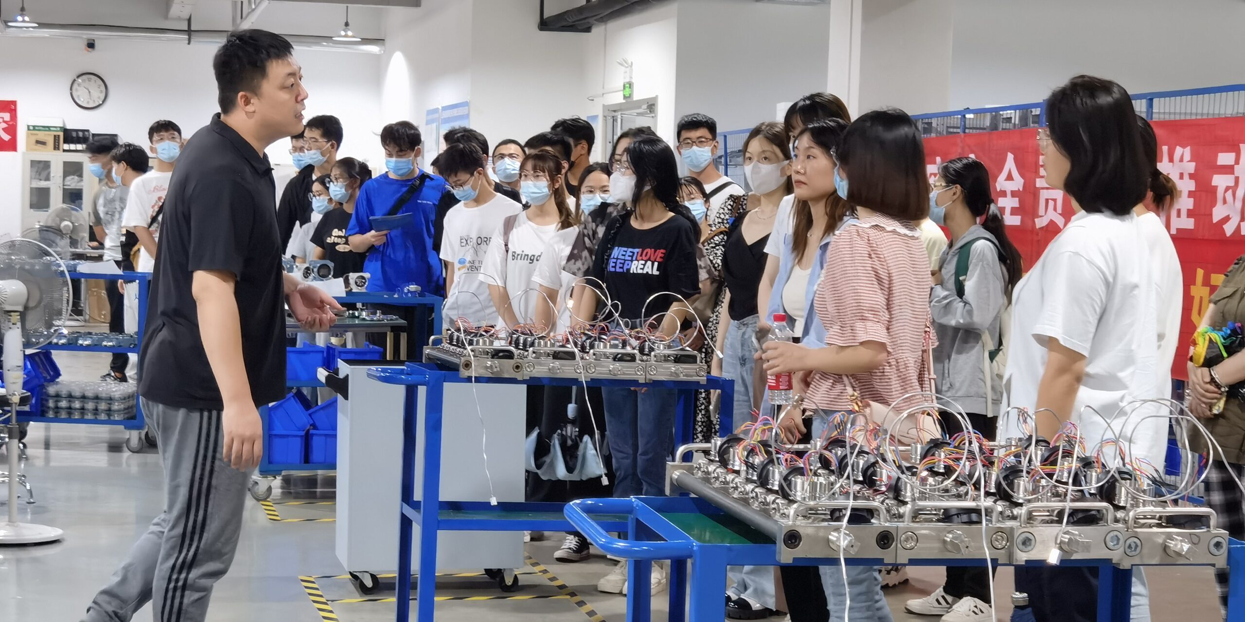 lADPJw1WTVODeFXNDADNEAA_4096_3072